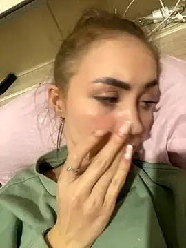 DreamGirl-777 online show from November 7, 1:28 pm