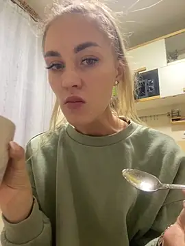 DreamGirl-777 online show from October 28, 1:06 pm