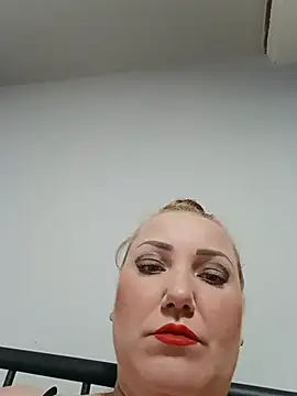 Semprefedele online show from June 24, 9:03 pm