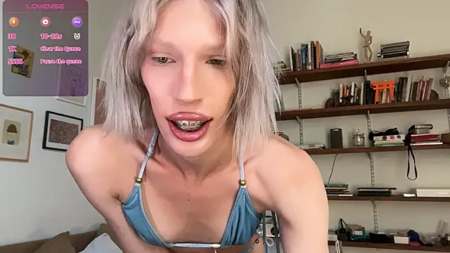 AliceSnowCatt online show from February 1, 7:12 pm