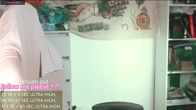 me  hanna online show from April 2, 1:58 am