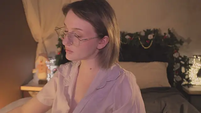 ELLIEJAY online show from December 20, 6:17 am