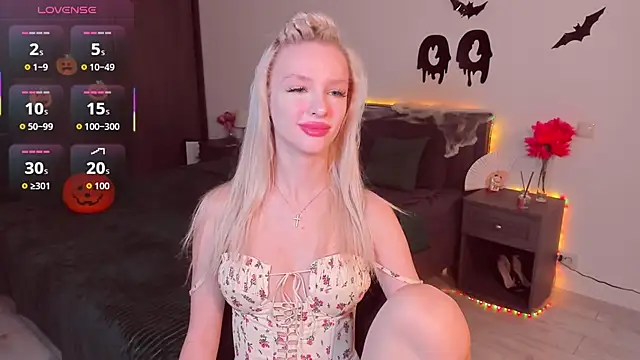 AleksaBlonde online show from November 4, 6:07 am