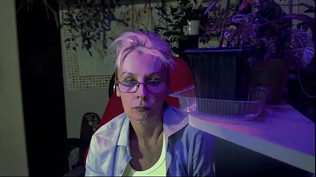 HelgaHimmell online show from July 28, 9:25 pm
