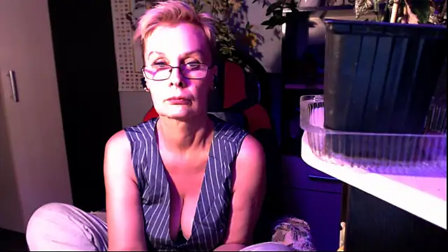 HelgaHimmell online show from June 12, 9:34 pm