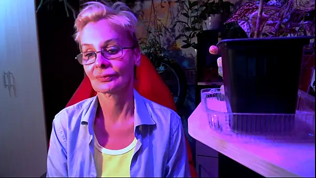 HelgaHimmell online show from July 21, 8:09 pm