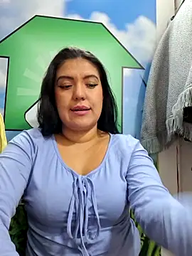 Sophie-hatter online show from September 17, 4:05 pm