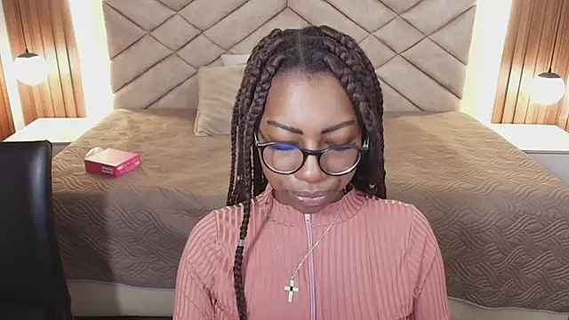 Raquel jones online show from July 24, 12:14 pm