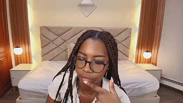 Raquel jones online show from March 20, 12:21 pm