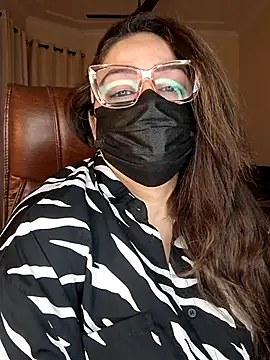 SEXY-Sardarni online show from January 12, 3:28 pm