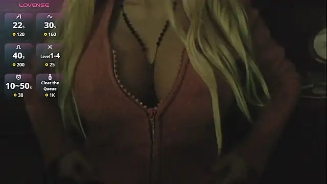 mila von tease online show from November 28, 10:35 pm