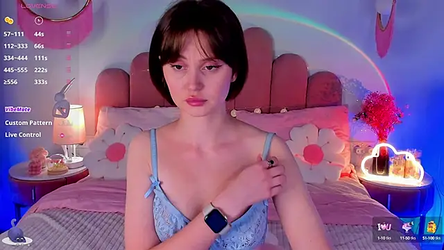 MaryLew online show from September 12, 5:19 am