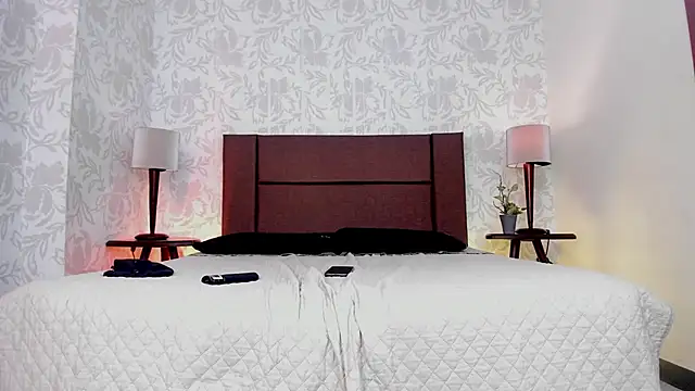 xenia golden online show from December 5, 3:57 pm