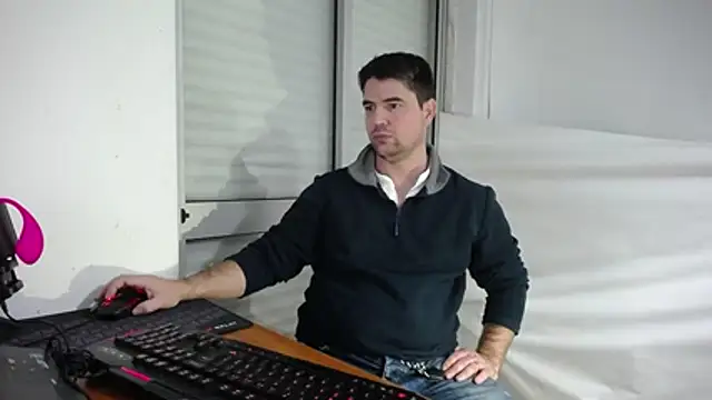 Kohaynewbie online show from January 15, 4:57 pm