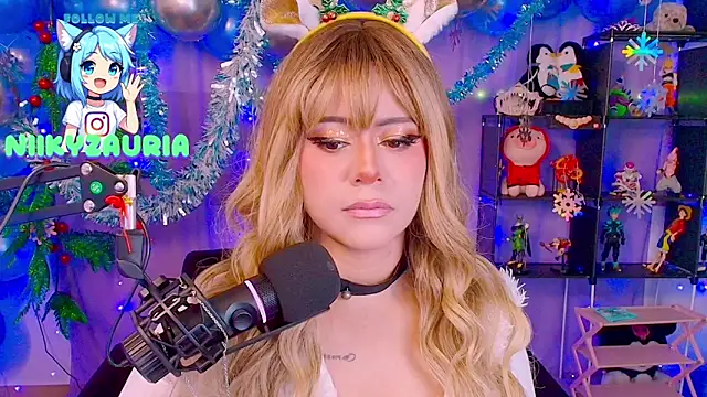  niiky online show from December 15, 1:49 pm