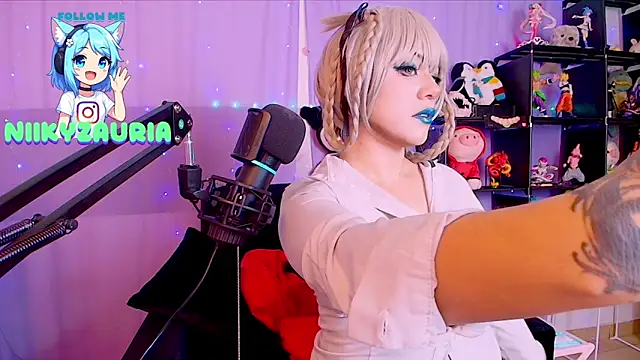  niiky online show from November 7, 10:21 am