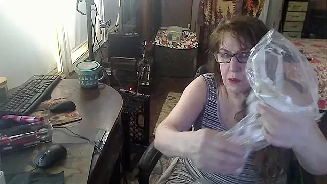 Ireallysquirt online show from September 30, 11:09 pm