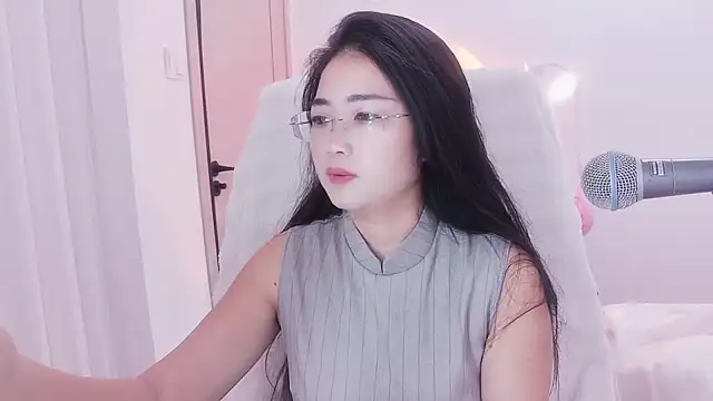 Floor oo online show from September 11, 1:33 pm