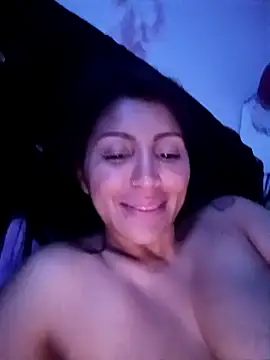 tiffani  love online show from October 7, 1:26 pm