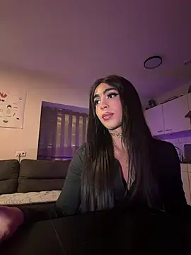 babybriexxx online show from July 16, 1:10 am