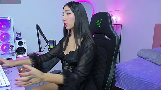 MarianaBranzz online show from October 7, 12:37 am