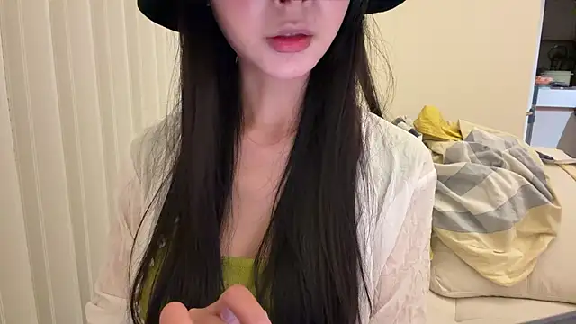 Bella-999 online show from July 7, 3:15 pm