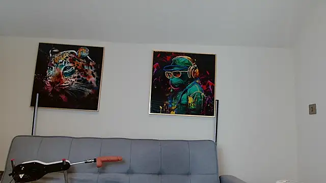 lou roar online show from October 13, 9:45 am