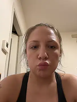 Sashabunny online show from June 5, 9:43 pm