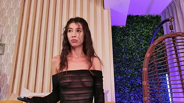 LunaWills  online show from September 26, 4:10 am