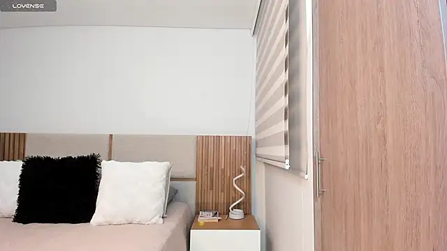 MalejaDiaz  online show from April 11, 3:59 pm