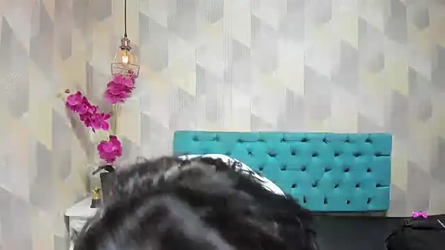 LindaBreeS online show from September 27, 2:46 pm