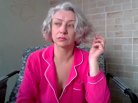 Lorie Carrie online show from March 25, 8:06 am