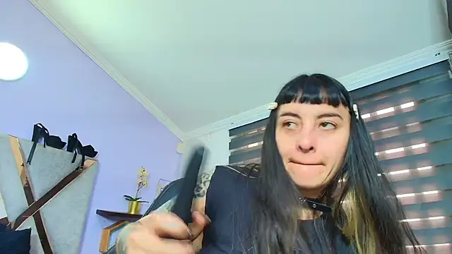 Naughty Kittenm online show from October 14, 11:35 am