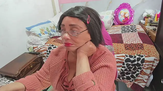 Mrs mommy  online show from February 1, 7:12 pm