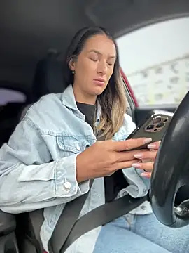 HotXMom online show from September 17, 6:11 am