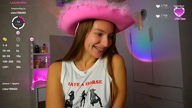 soffy  kisss online show from October 3, 3:28 pm