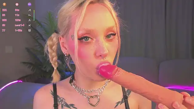 Kinky Girls online show from December 5, 2:51 pm