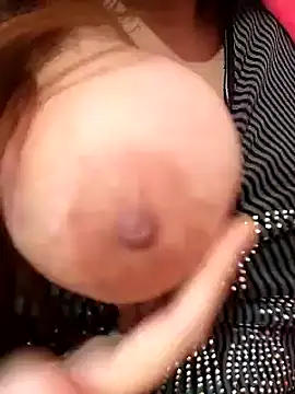 carmelasexy online show from November 23, 3:47 pm