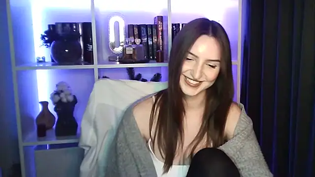 X Alisa online show from April 26, 7:00 pm