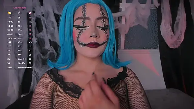 AramJoness online show from October 5, 8:47 pm