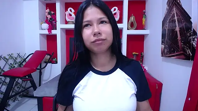 Letty Plugxo online show from October 9, 12:42 pm