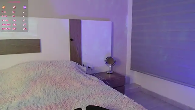 PiaSmile online show from October 15, 12:02 am