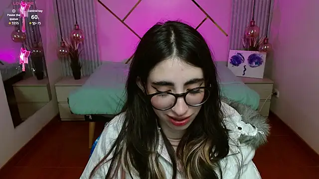 LenaRoses online show from February 7, 9:40 pm