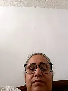  candi online show from February 26, 5:01 pm