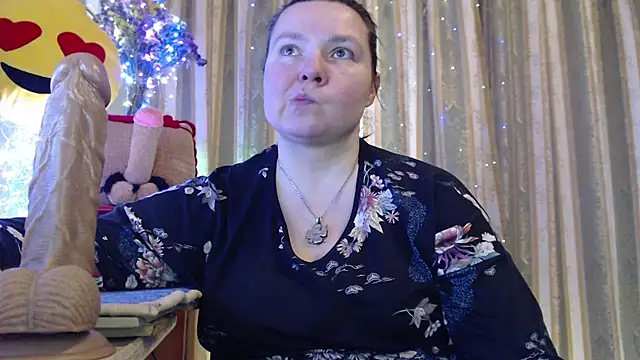 amorelara online show from February 21, 9:21 am