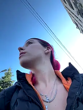 RiriRoseey online show from October 5, 7:24 am