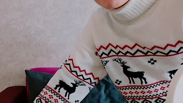 Miss Arwen online show from December 5, 6:35 am