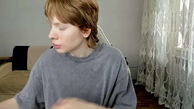StellaDavis online show from June 2, 1:34 pm