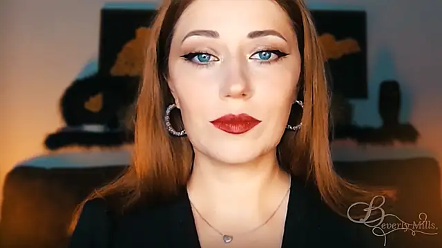 MissBeverlyMills online show from September 17, 7:01 pm