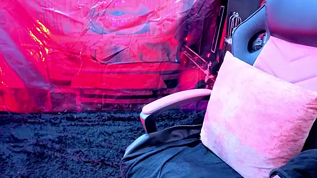 True Bdsm online show from February 11, 7:48 pm